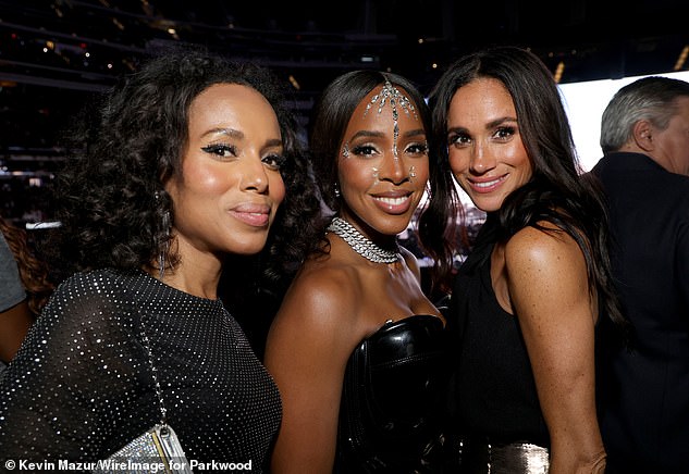Washington, Rowland and Meghan pose at the Beyoncé concert in Los Angeles yesterday