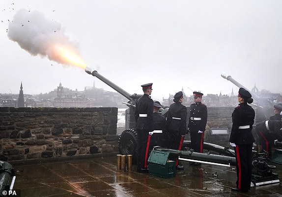 16 Regiment Royal Artillery fire a 21 Gun salute   at Edinburgh Castle to mark the 75th birthday of King Charles III. Picture date: Tuesday November 14, 2023. PA Photo. See PA story ROYAL King. Photo credit should read: Andrew Milligan/PA Wire