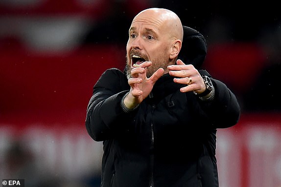 epa11014790 Manchester United manager Erik ten Hag gestures on the touchline during the English Premier League match between Manchester United and Chelsea in Manchester, Britain, 06 December 2023.  EPA/PETER POWELL EDITORIAL USE ONLY. No use with unauthorized audio, video, data, fixture lists, club/league logos, 'live' services or NFTs. Online in-match use limited to 120 images, no video emulation. No use in betting, games or single club/league/player publications.