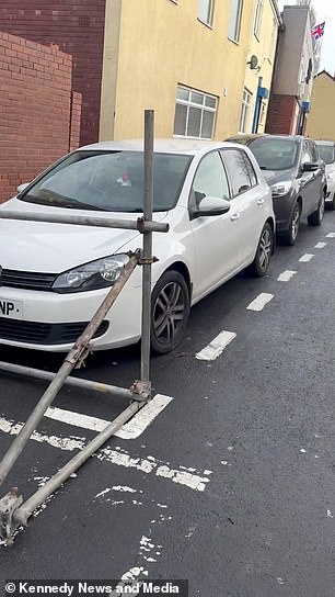 The scaffolders blocked the driver in