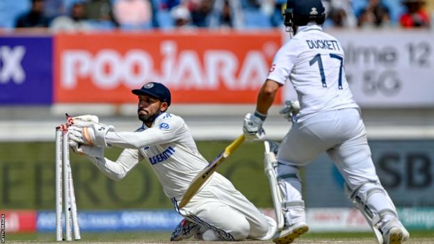 Ben Duckett is run out