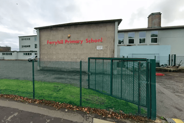 Union calls for police patrols at Scots primary school over 'parents fighting in playground'