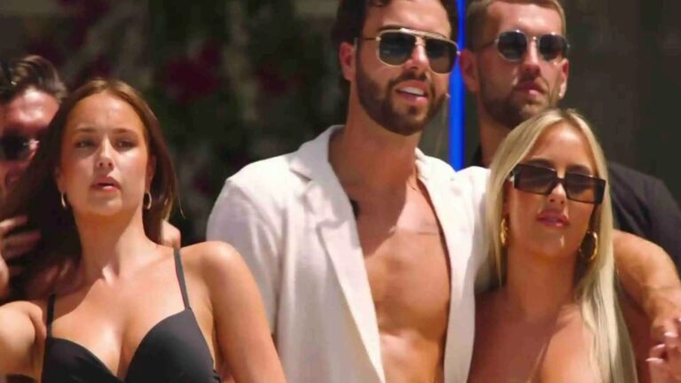 New Love Island feud ‘revealed’ as fans spot Jess smiling at dumping