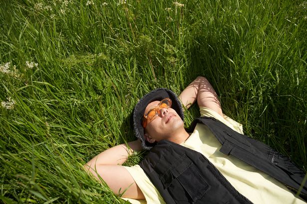 Dermatologist explains how tanning can raise risk of skin cancer – even if you don't burn