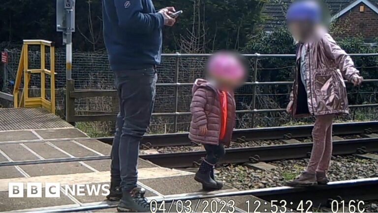 Watch: ‘Incredibly dangerous’ level crossing moments