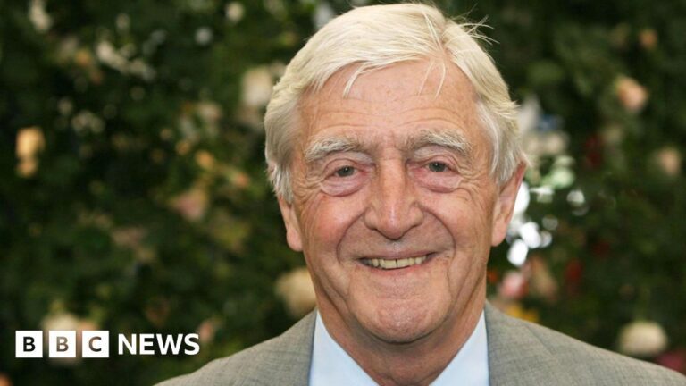 Sir Michael Parkinson: Chat show host dies aged 88