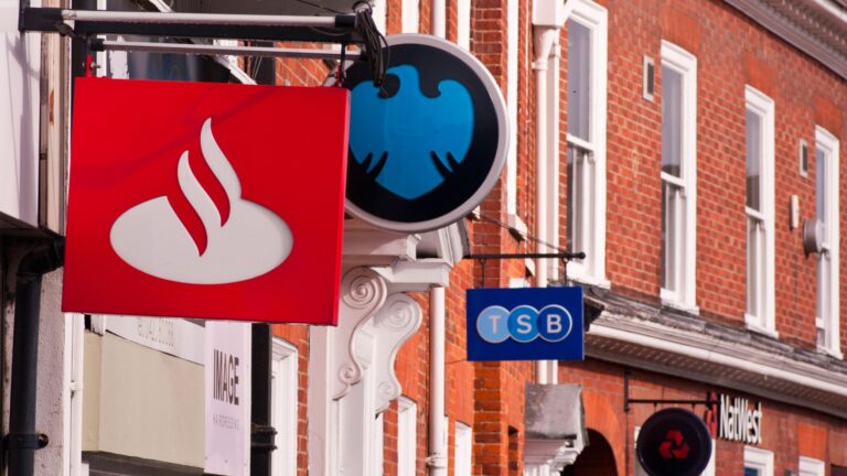 All the high street banks closing branches in September including Barclays and Lloyds – is yours on the list?