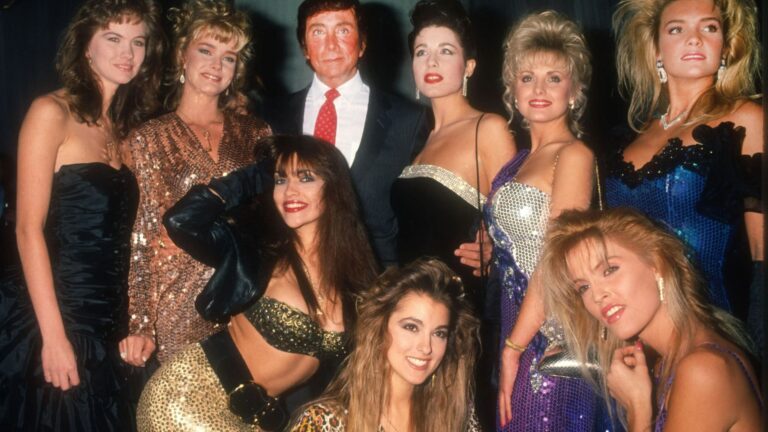 I grew up in sex mansion which rivalled Playboy – my dad made his harem of ‘Pets’ film orgies & I romped with them at 15 I grew up in sex mansion which rivalled Playboy – my dad made his harem of ‘Pets’ film orgies & I romped with them at 15