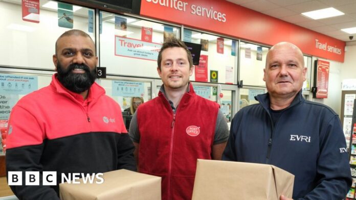 131631727_postofficedpdandevrirepresentativesinsidepostofficebranchtomarkhistoriclaunch2.jpg