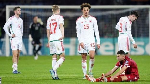 Armenia 1-1 Wales: Robert Page’s men dealt huge Euro 2024 blow by drawing qualifier