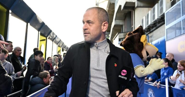 Joe Cole says Spurs are in a better position than ‘mid-table’ Chelsea | Football Joe Cole says Spurs are in a better position than ‘mid-table’ Chelsea | Football