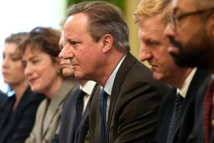 POLITICS-Cabinet-10003052.jpg