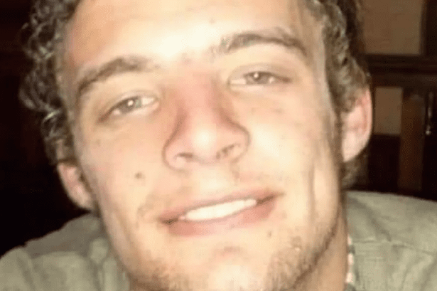 Grieving mum hunts for hero taxi driver who gave son 'three extra days' before he died