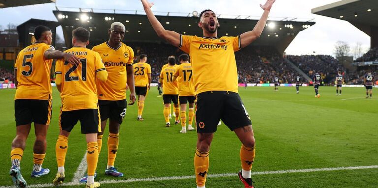Man United 0-1 Bournemouth – Premier League: Live score, team news and updates as hosts push hard to level after Dominic Solanke’s opener – while Wolves are drawing with Forest, Burnley and Sheffield United lead