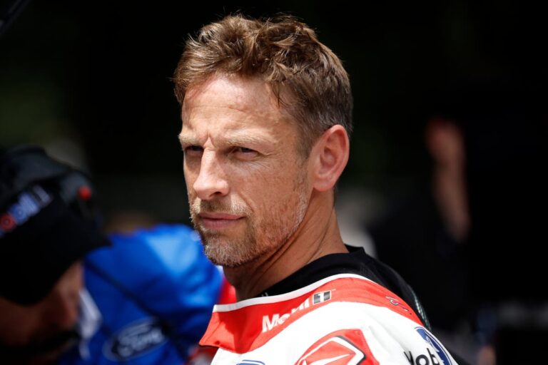 2009 F1 world champion Jenson Button announces shock return to professional racing
