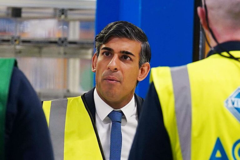 Sunak would ‘strongly support’ review of ex-Post Office chief’s CBE – latest
