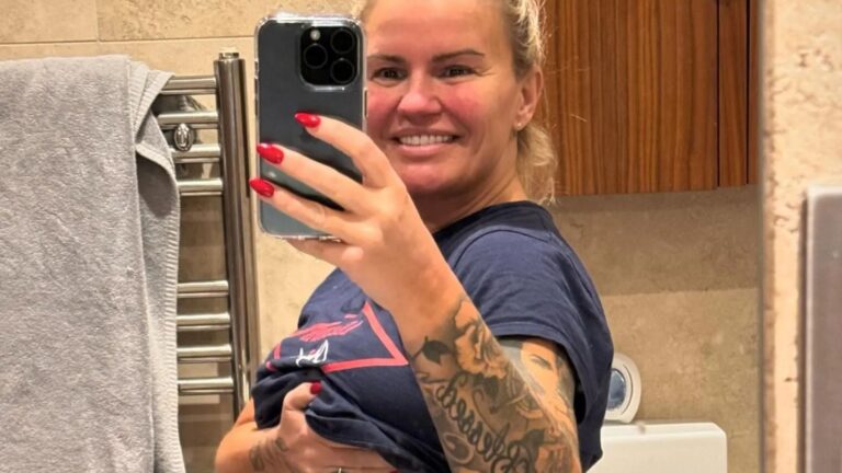 Kerry Katona flashes her bum in thong knickers as she reveals pride over 4st weight loss Kerry Katona flashes her bum in thong knickers as she reveals pride over 4st weight loss