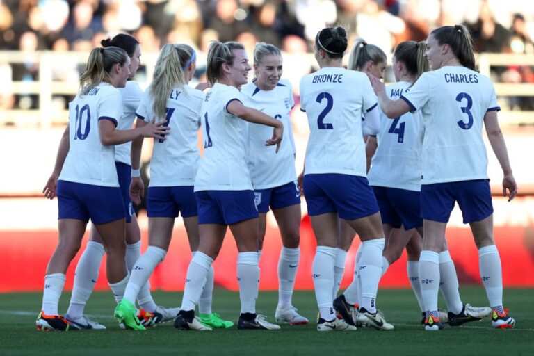 England vs Italy LIVE: Lionesses latest score and updates after Lauren Hemp double and Lotte Wubben-Moy goal