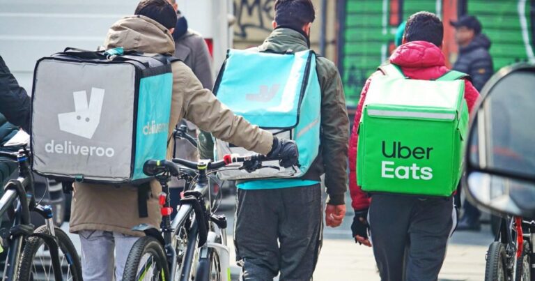 Woman claims Uber Eats order ‘thrown on the floor’ amid strike action | UK News Woman claims Uber Eats order ‘thrown on the floor’ amid strike action | UK News