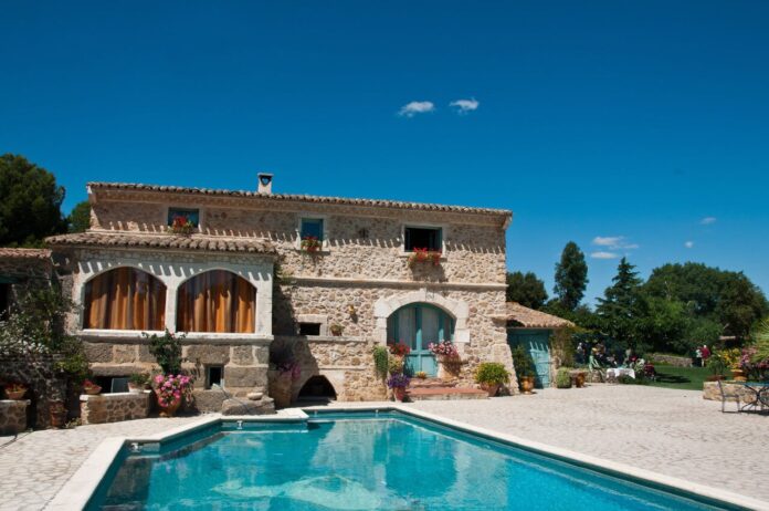 french_villa-xlarge.jpeg