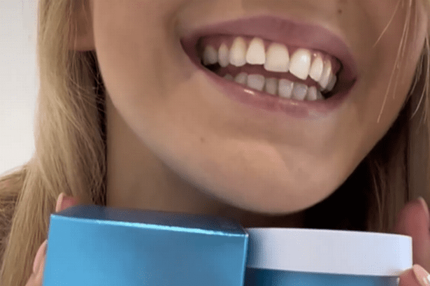 Shoppers 'ditch' teeth whitening sets for £25 powder even dentists recommend for results