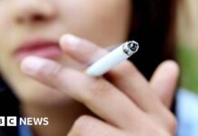 MPs back smoking ban for those born after 2009