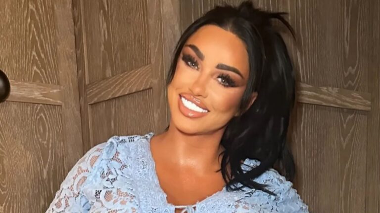 Katie Price takes brutal new swipe at her exes just hours after ‘single mama’ dig
